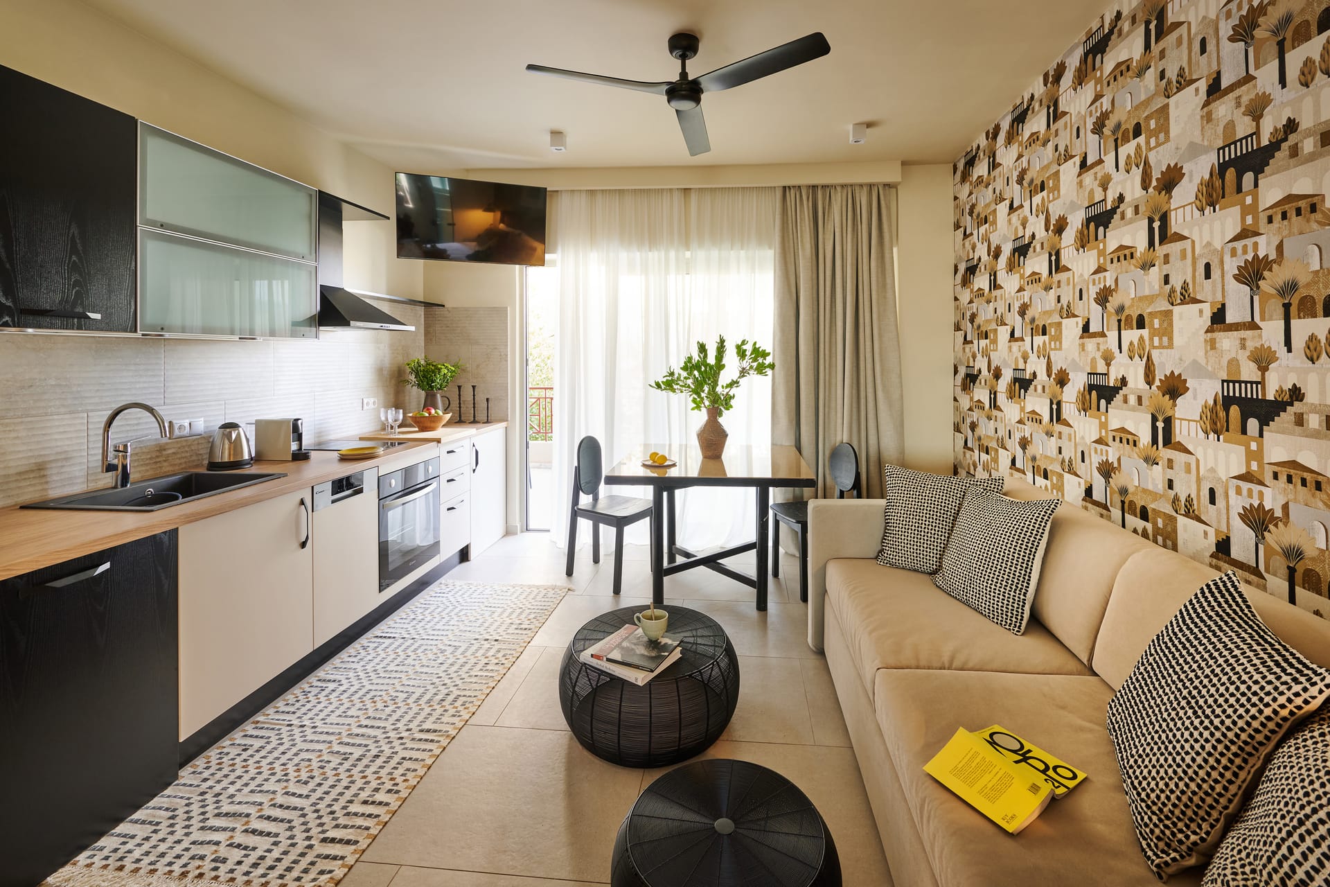 Rastoni Acropolis Uniquely Located Stylish Apartments - B2 - 3