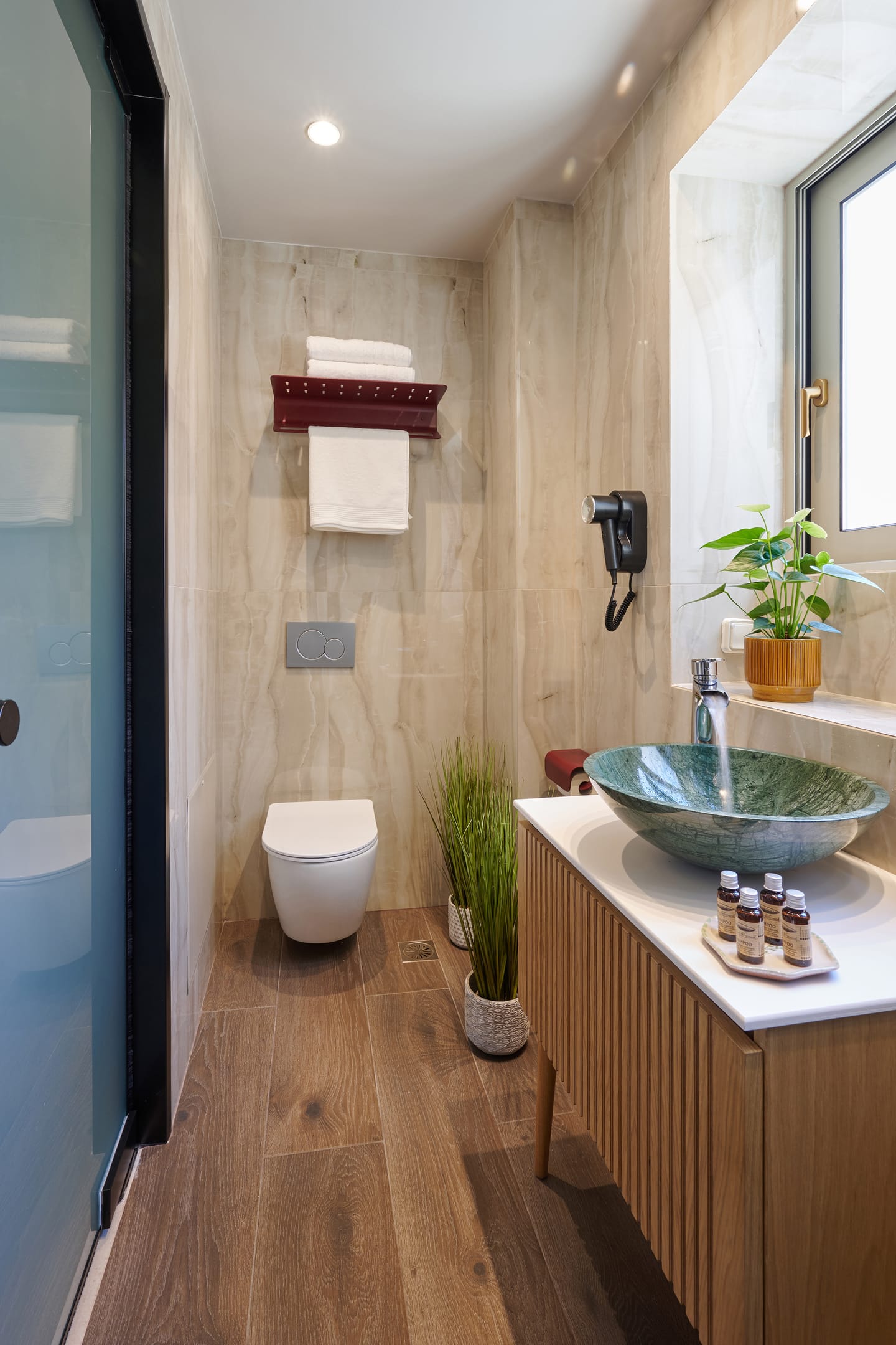 Rastoni Acropolis Uniquely Located Stylish Apartments - G2 - 11