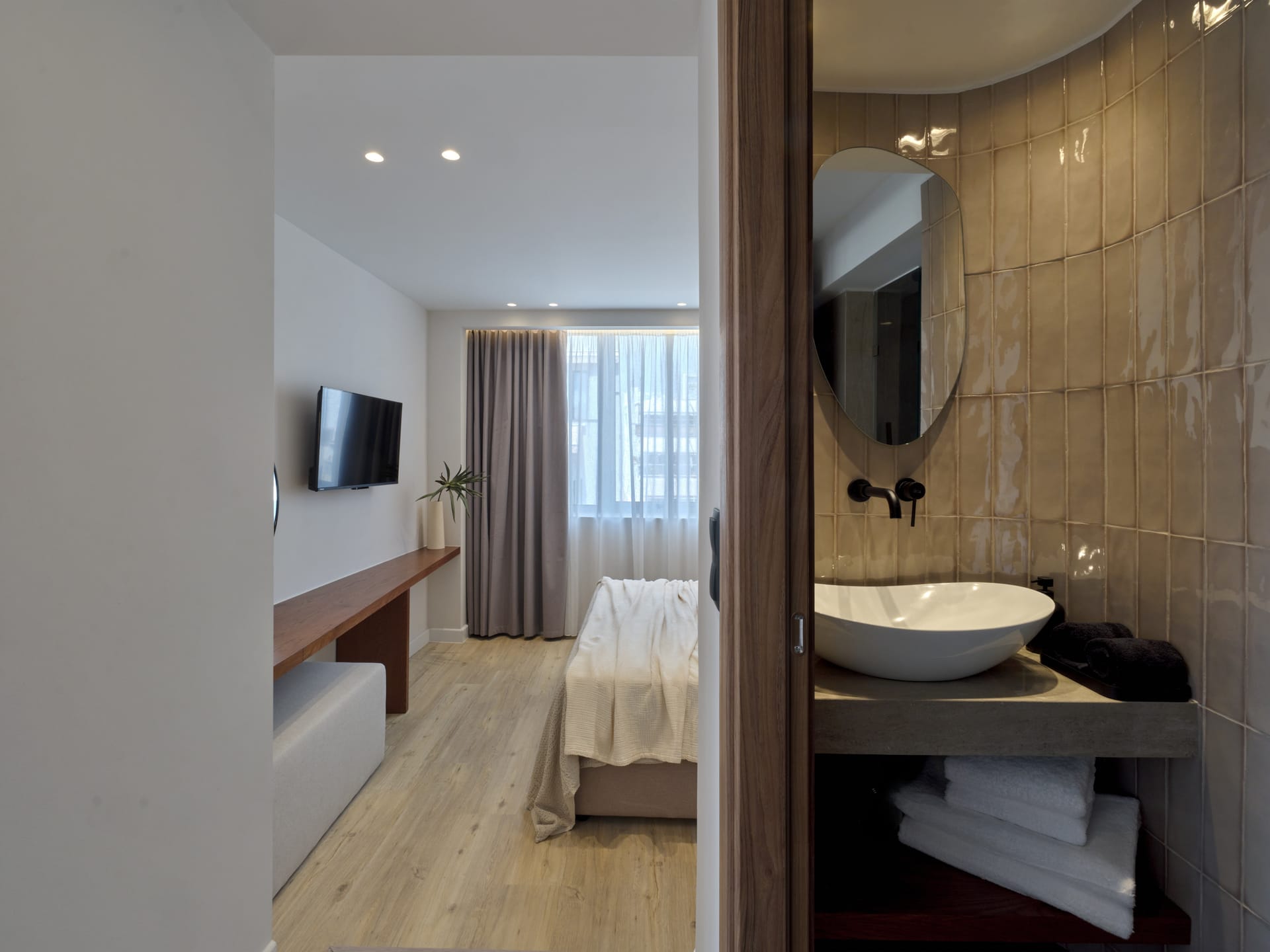 Haya Athens Loftie Suites - JRS - 7