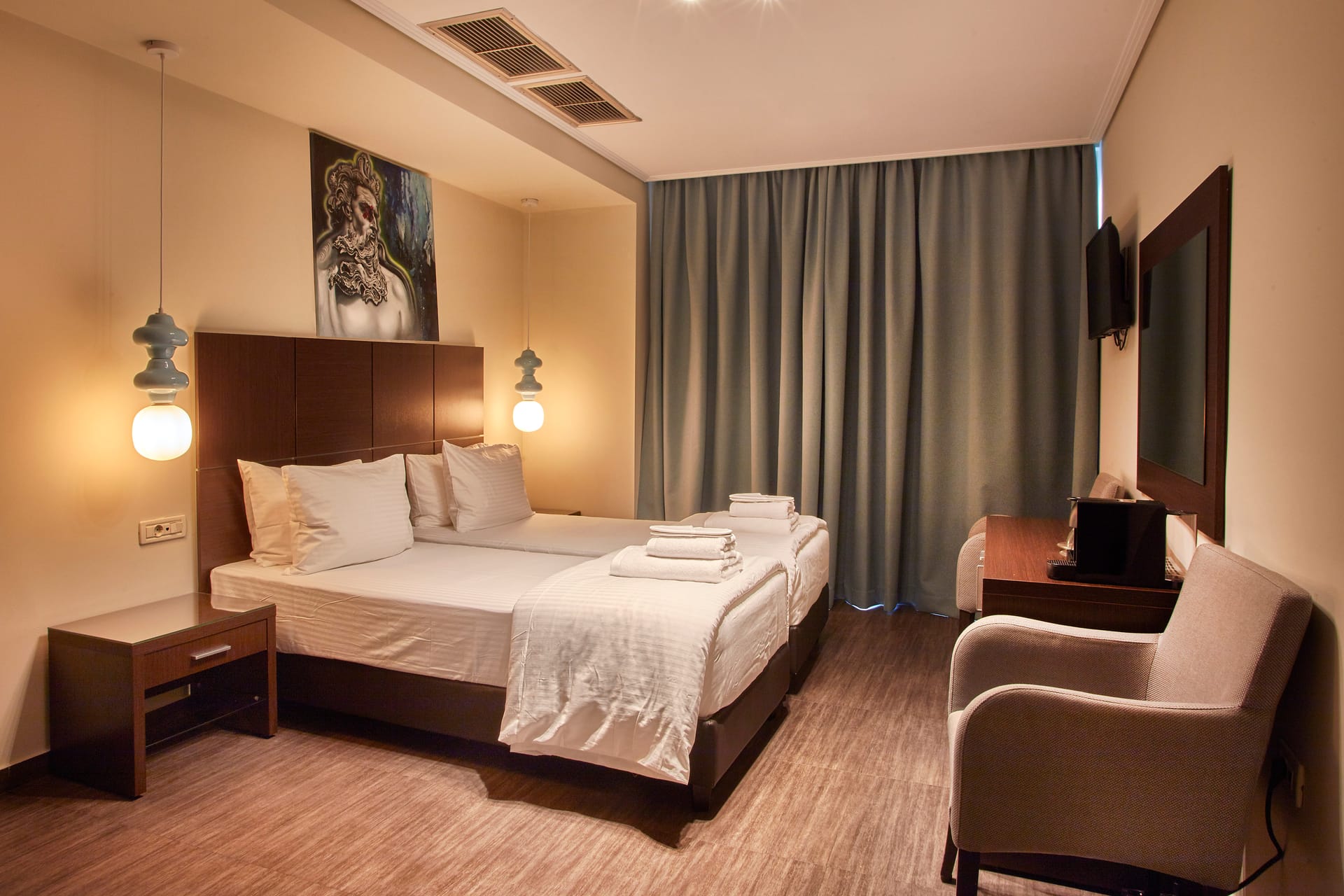 Standard Twin Room