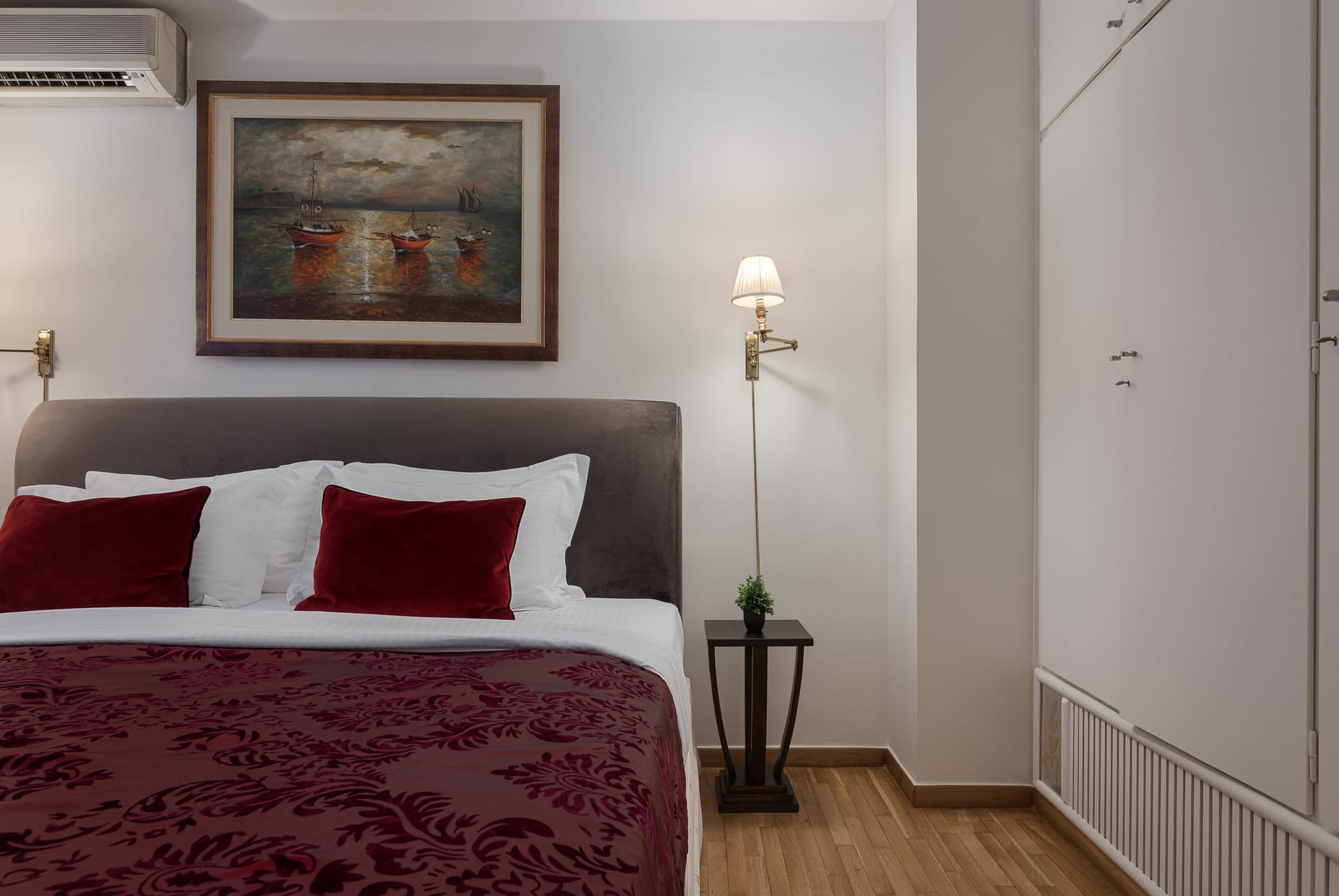Bill & John Apartments & Villas - ARCH - 3