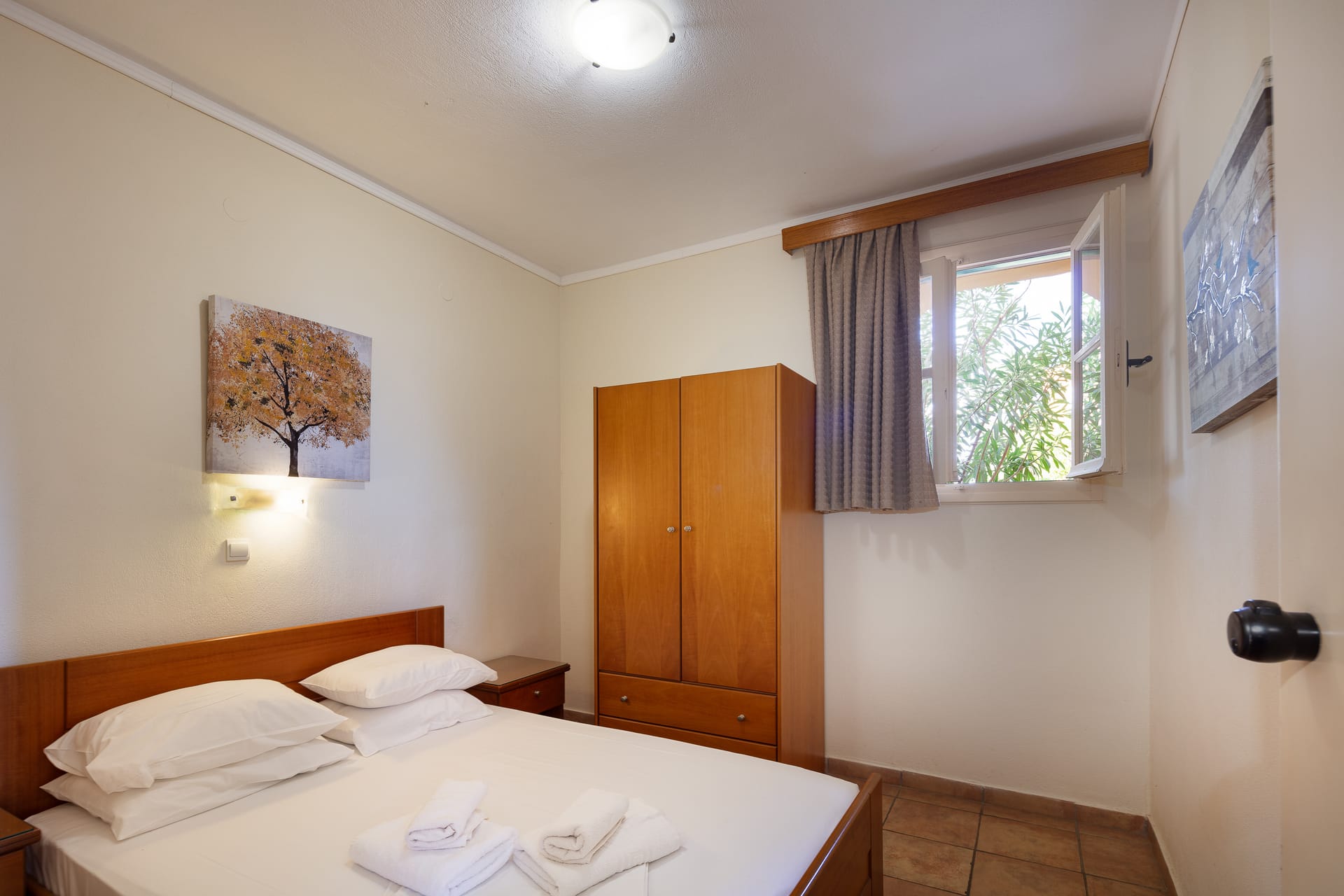 One Bedroom Apartment with Garden View