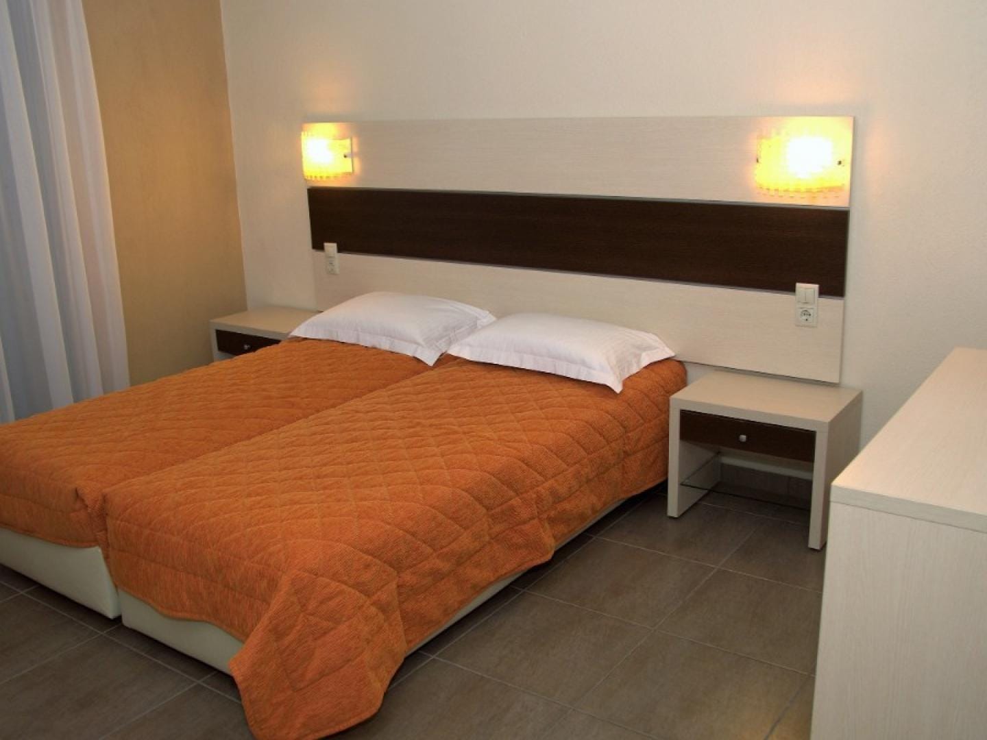 Alexander Inn - STDTRP - 1