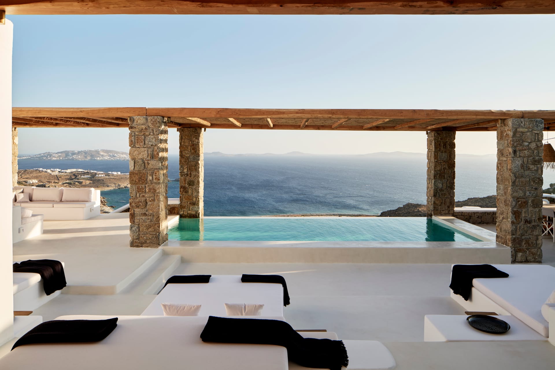 Mykonos Feelings - PISCI - 19