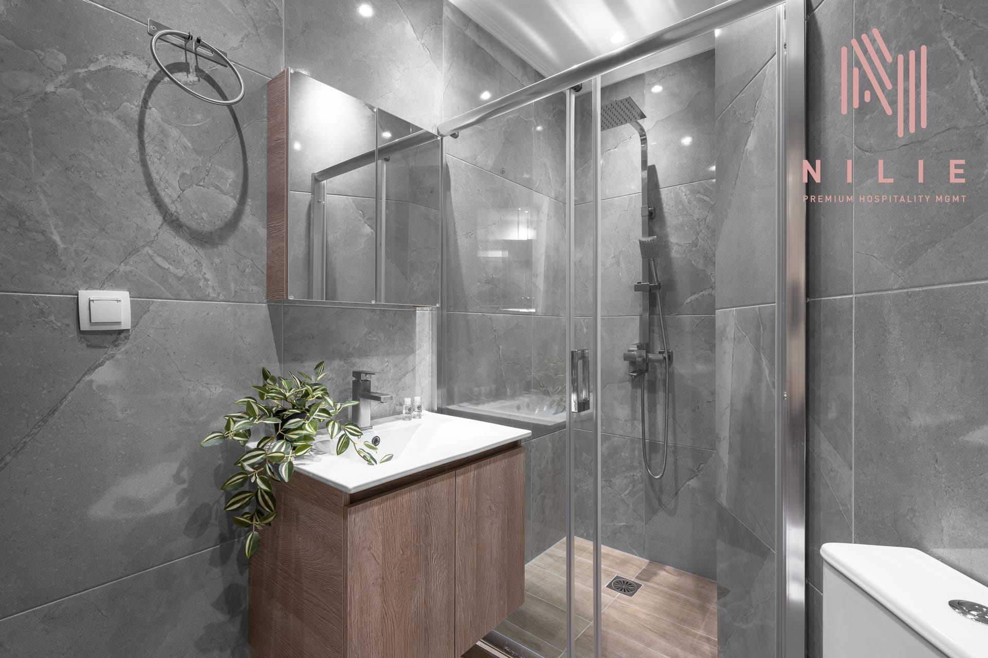 V1 | Penthouse Studio 28m² #10 | Vakxou 1