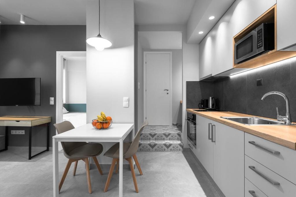 NILIE PREMIUM HOSPITALITY MGMT - 2BA2 - 7