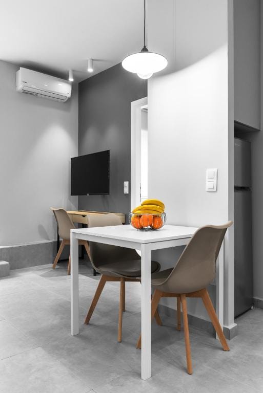 NILIE PREMIUM HOSPITALITY MGMT - 2BA2 - 8
