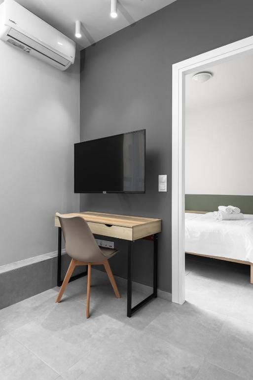 NILIE PREMIUM HOSPITALITY MGMT - 2BA2 - 20