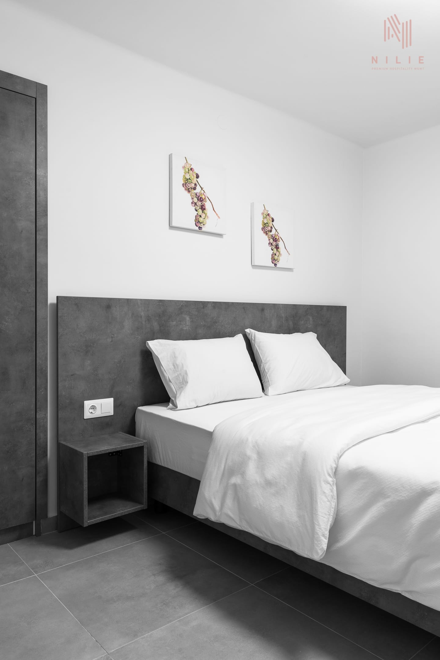 NILIE PREMIUM HOSPITALITY MGMT - CONSUL - 18