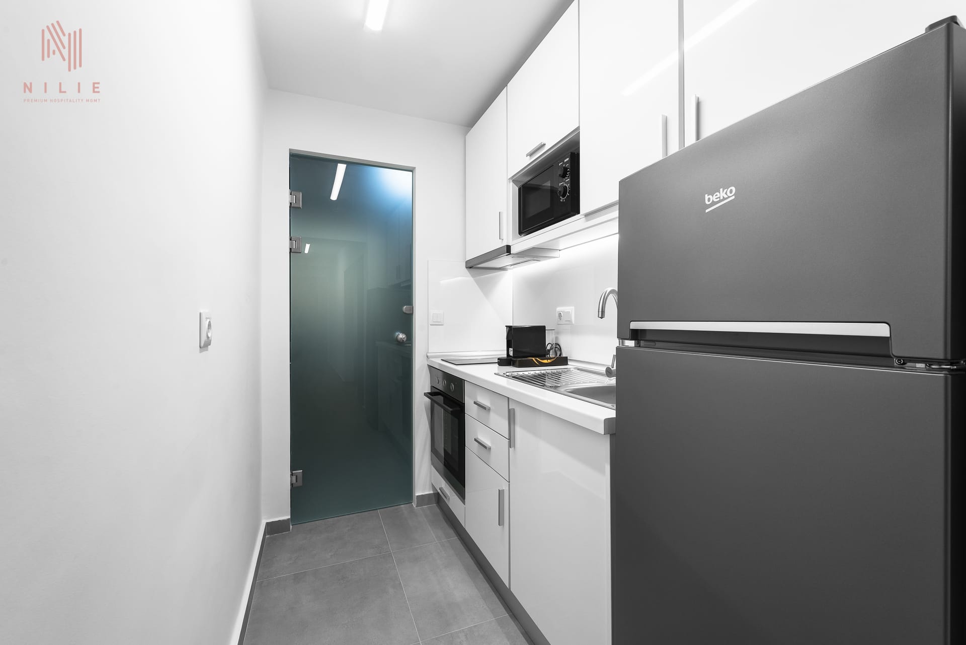 NILIE PREMIUM HOSPITALITY MGMT - CONSUL - 15