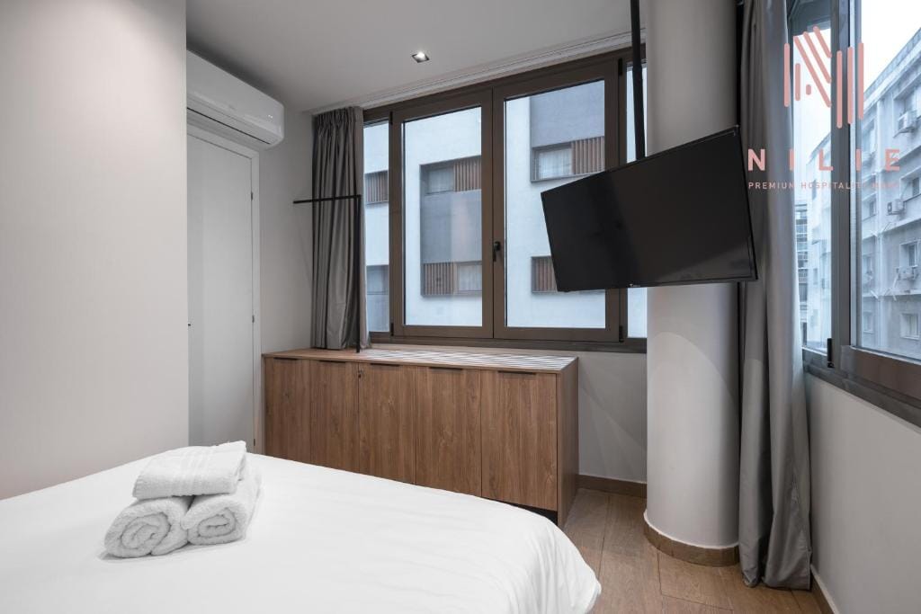 NILIE PREMIUM HOSPITALITY MGMT - VEL25 - 5