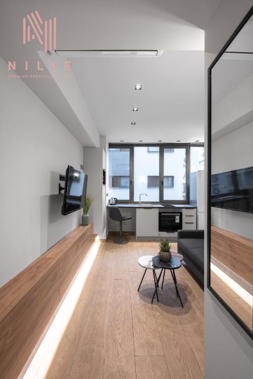 NILIE PREMIUM HOSPITALITY MGMT - VEL25 - 6