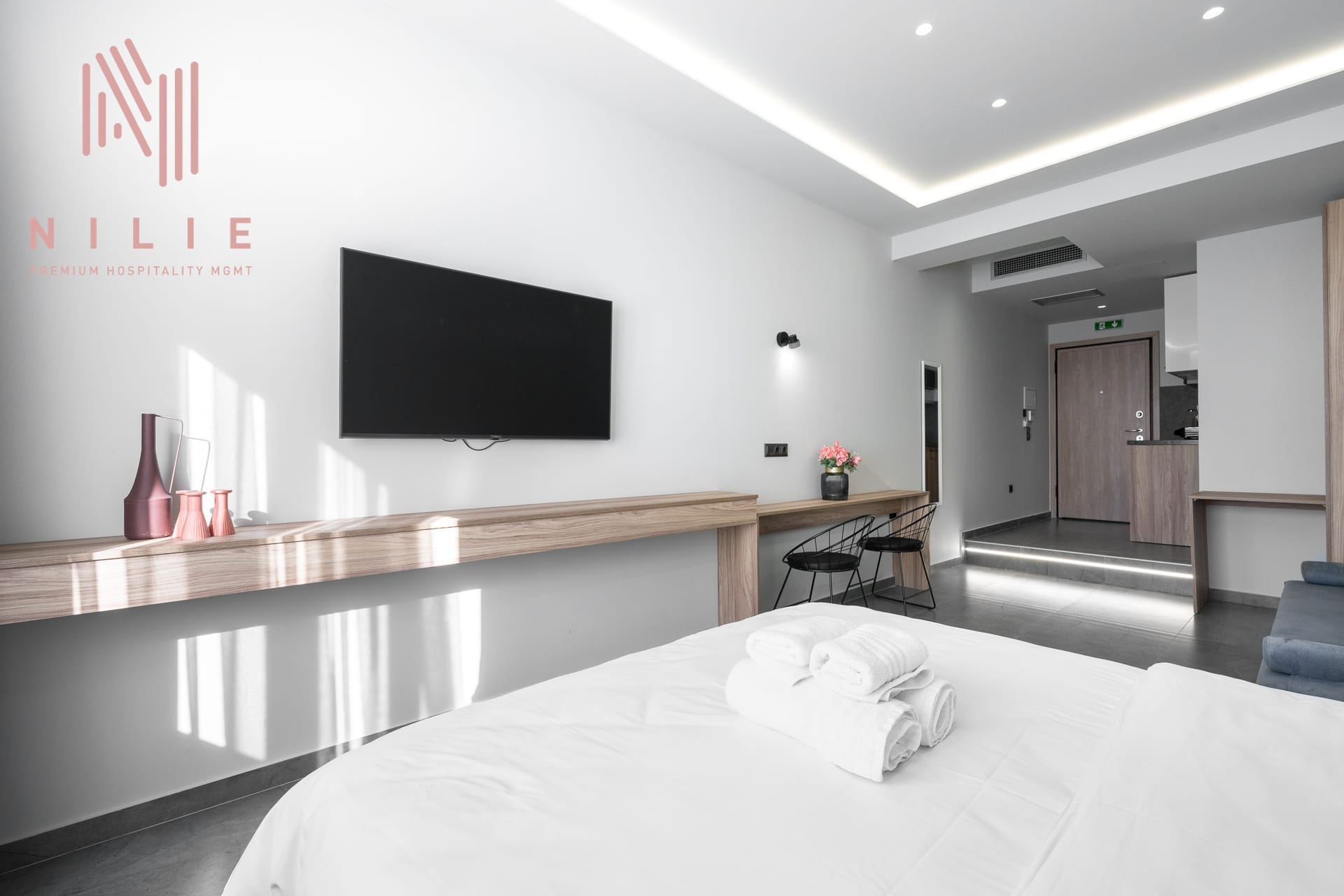 NILIE PREMIUM HOSPITALITY MGMT - PANT9 - 5