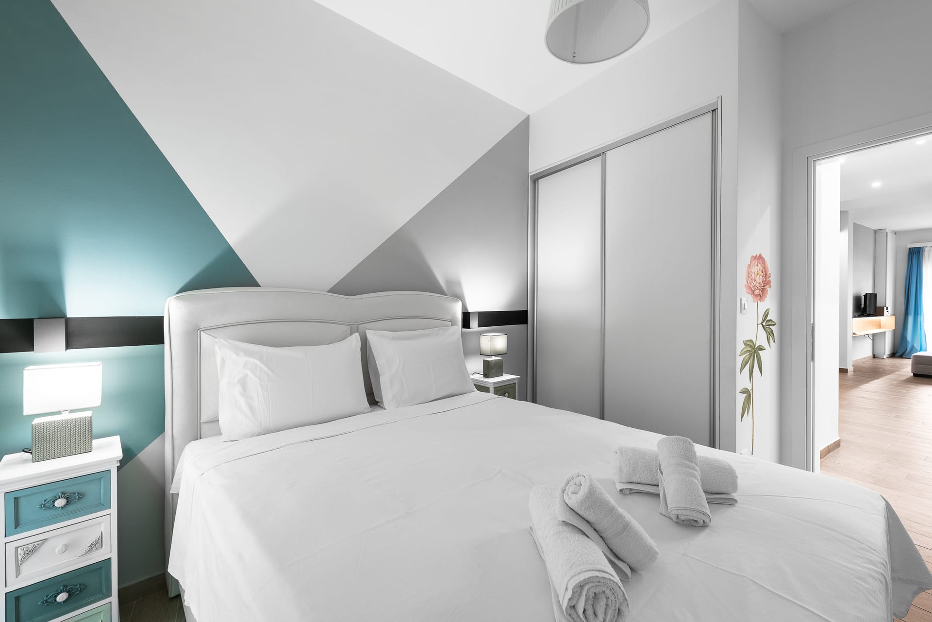 NILIE PREMIUM HOSPITALITY MGMT - FLANE - 4