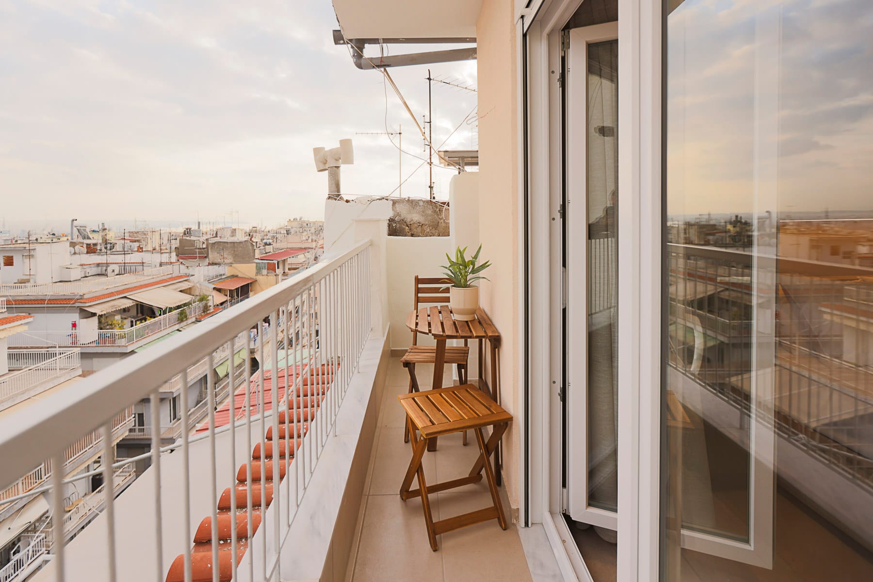 Urban Folks Kassandrou 110 | Sky Apartment