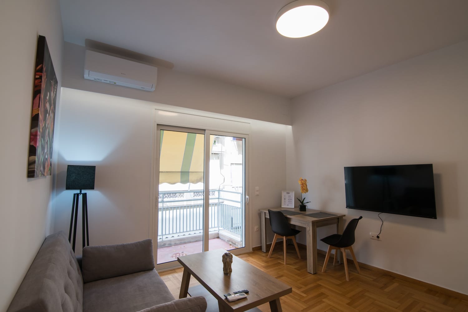 1 BD | Kypseli | Arie Central Apartment 1