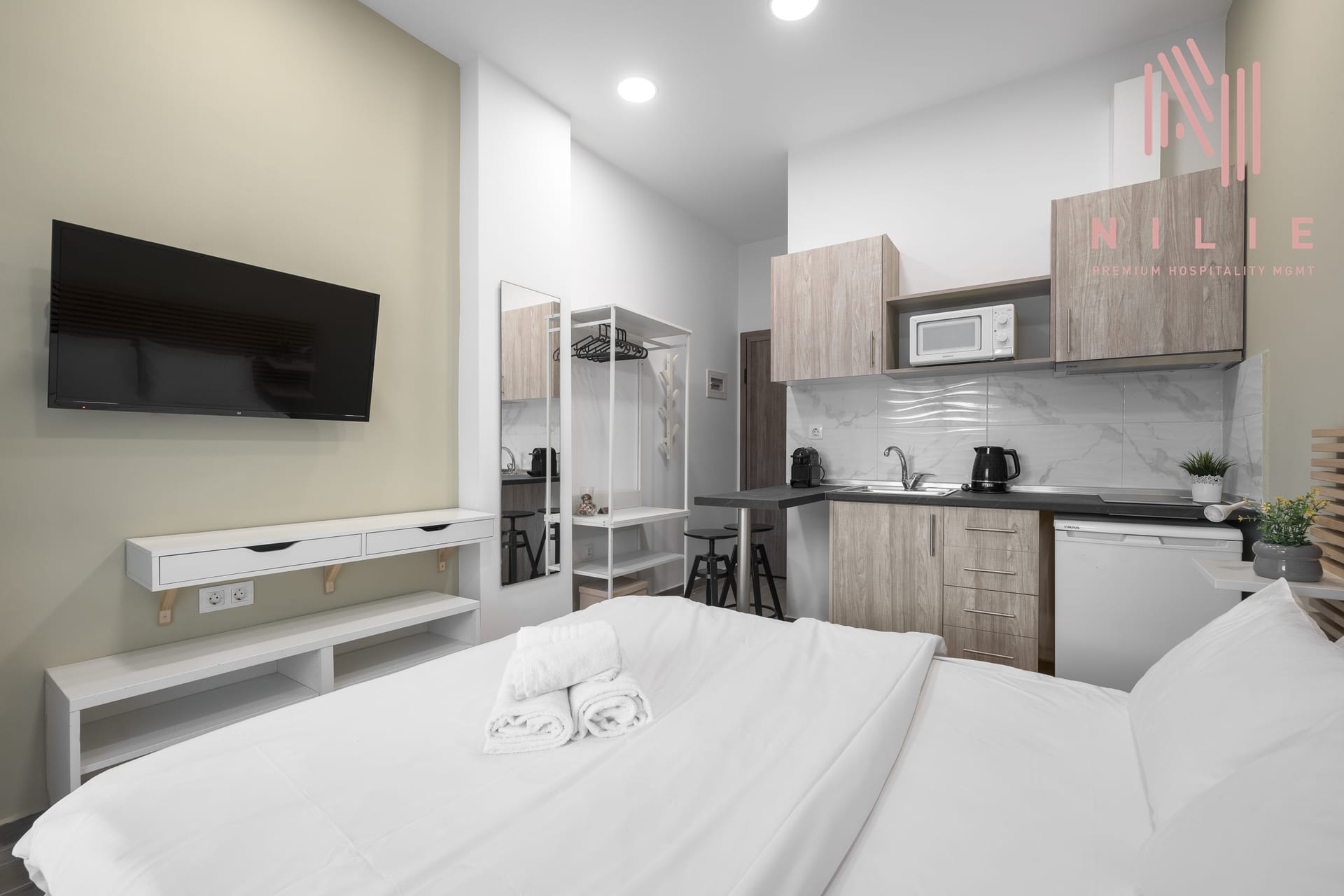 NILIE PREMIUM HOSPITALITY MGMT - FRAG42 - 10