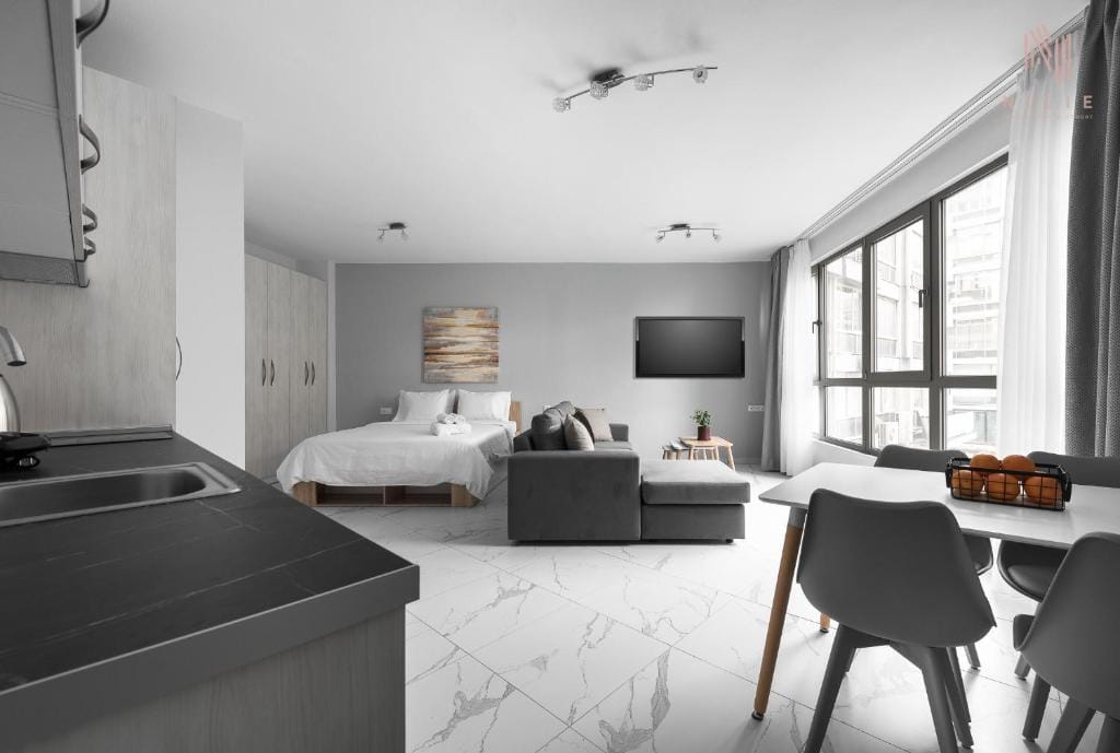 Avenue | Suite Studio 40m² | Syggrou 4