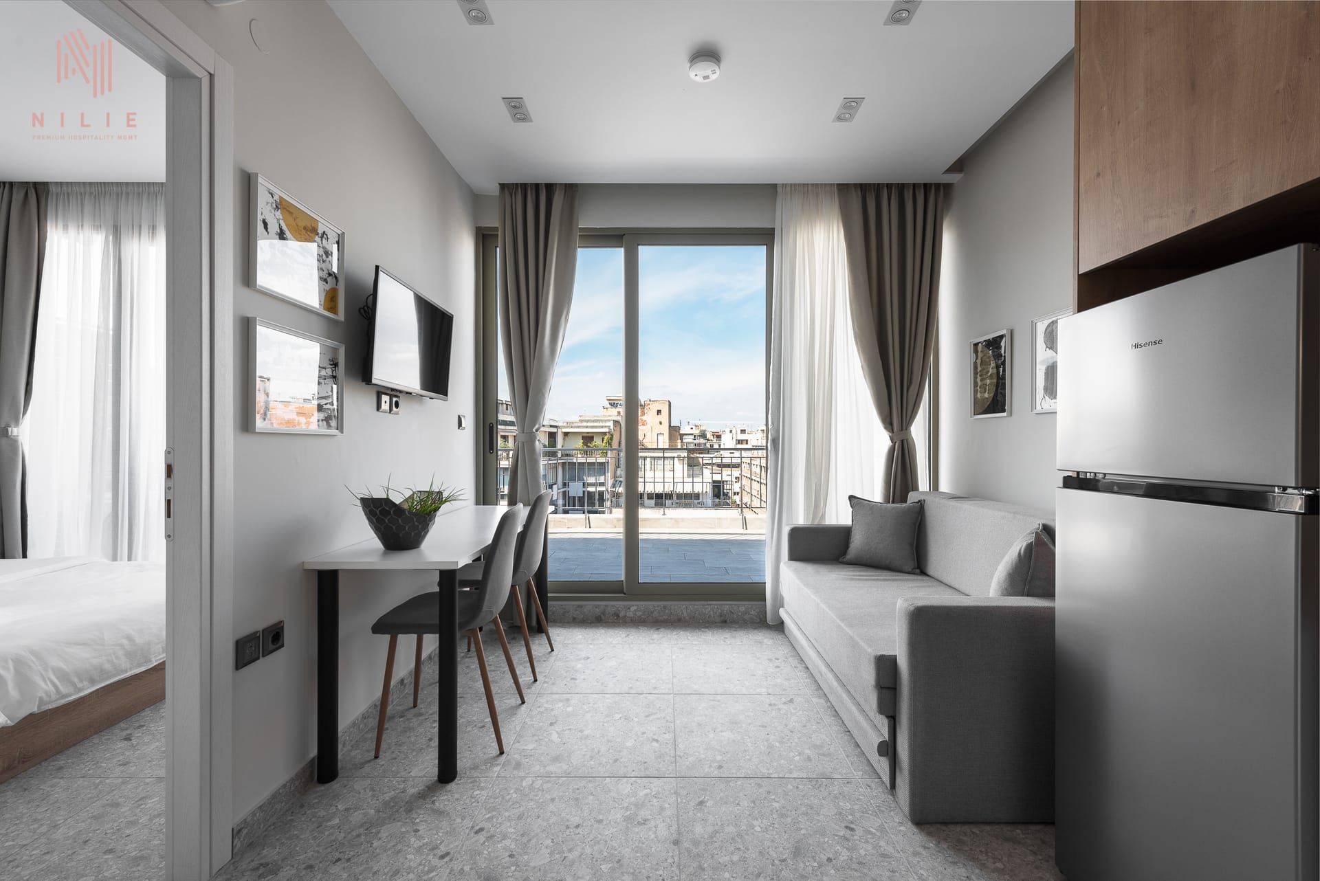 Avenue | Apartment 30m² | 8th floor Balcony City View | Syggrou 4