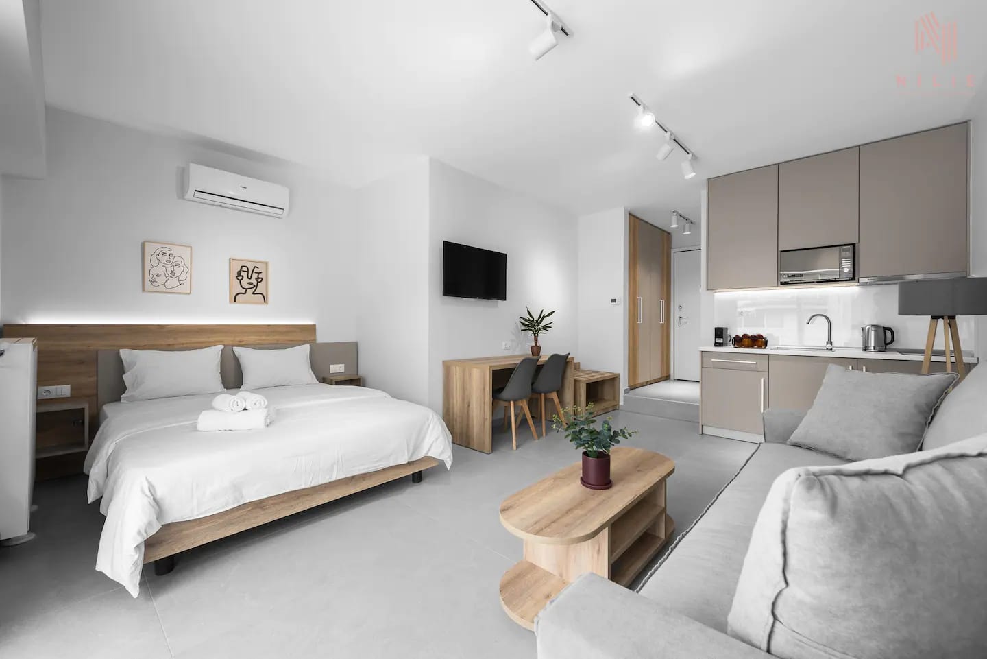 P30 2 | Studio with Balcony 40m2 | Ptolemeon 30