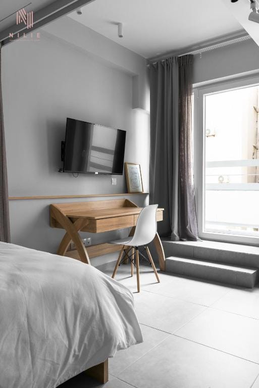 NILIE PREMIUM HOSPITALITY MGMT - 4BA1 - 6