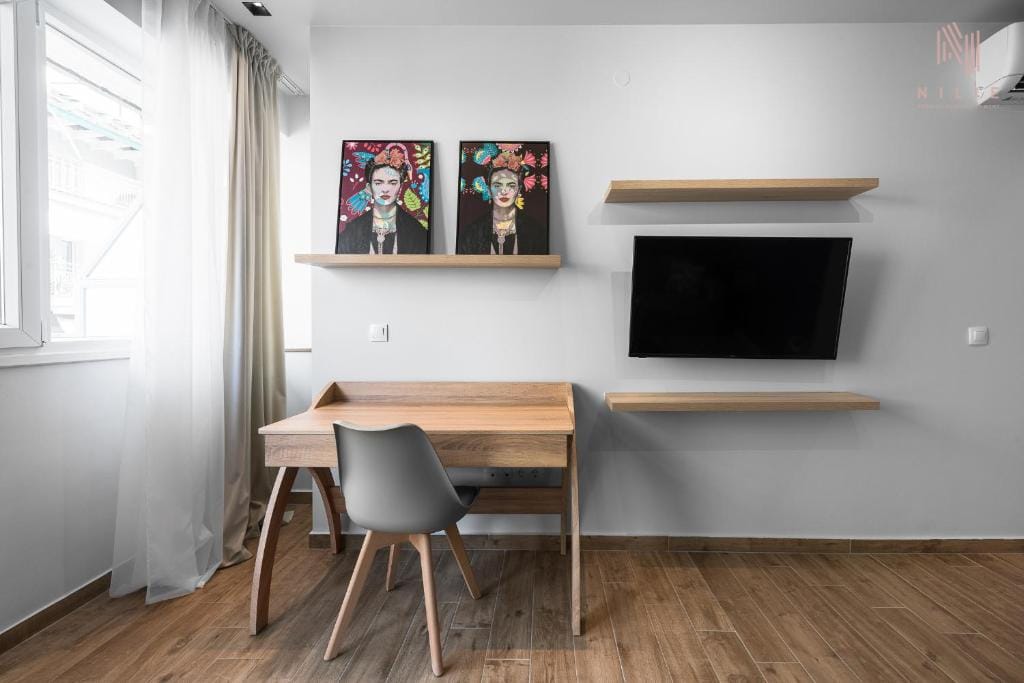 NILIE PREMIUM HOSPITALITY MGMT - 5BA11 - 15