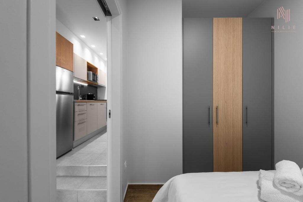 NILIE PREMIUM HOSPITALITY MGMT - 5BA12 - 8