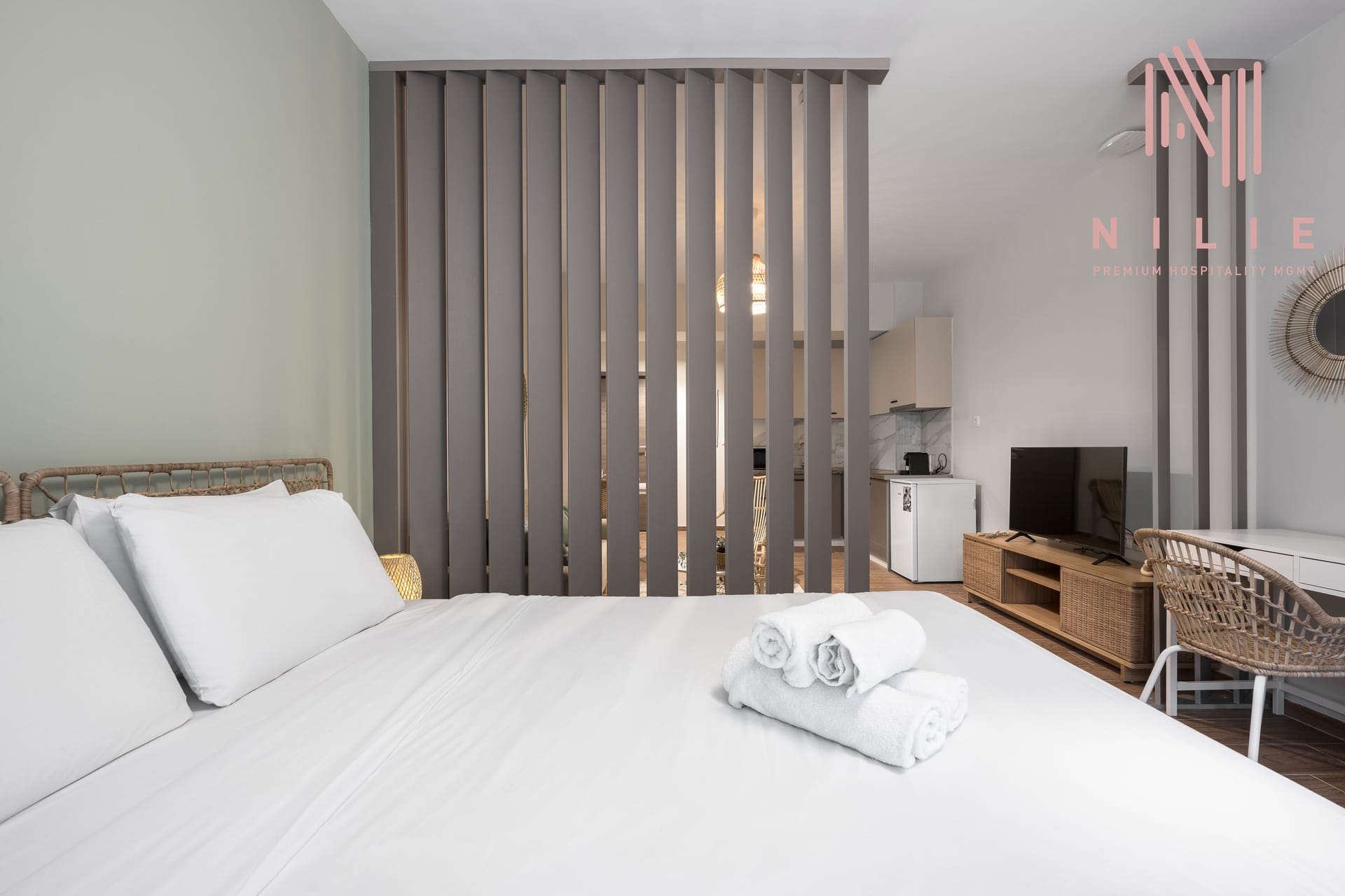 NILIE PREMIUM HOSPITALITY MGMT - PATR3 - 19