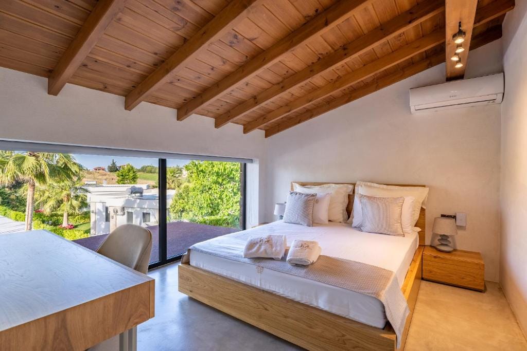 Executive Villa with Private Pool