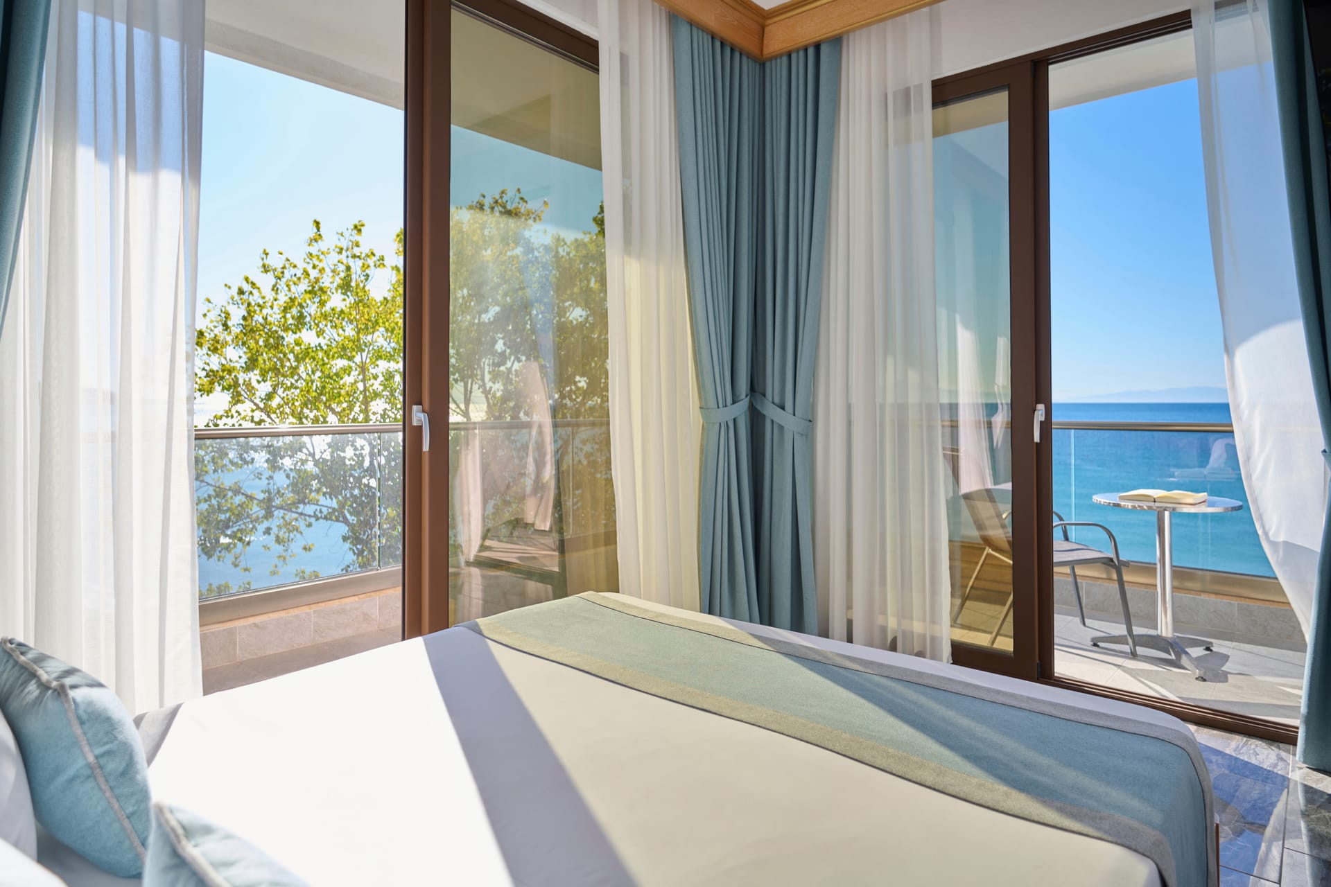 Suite | Front Sea View