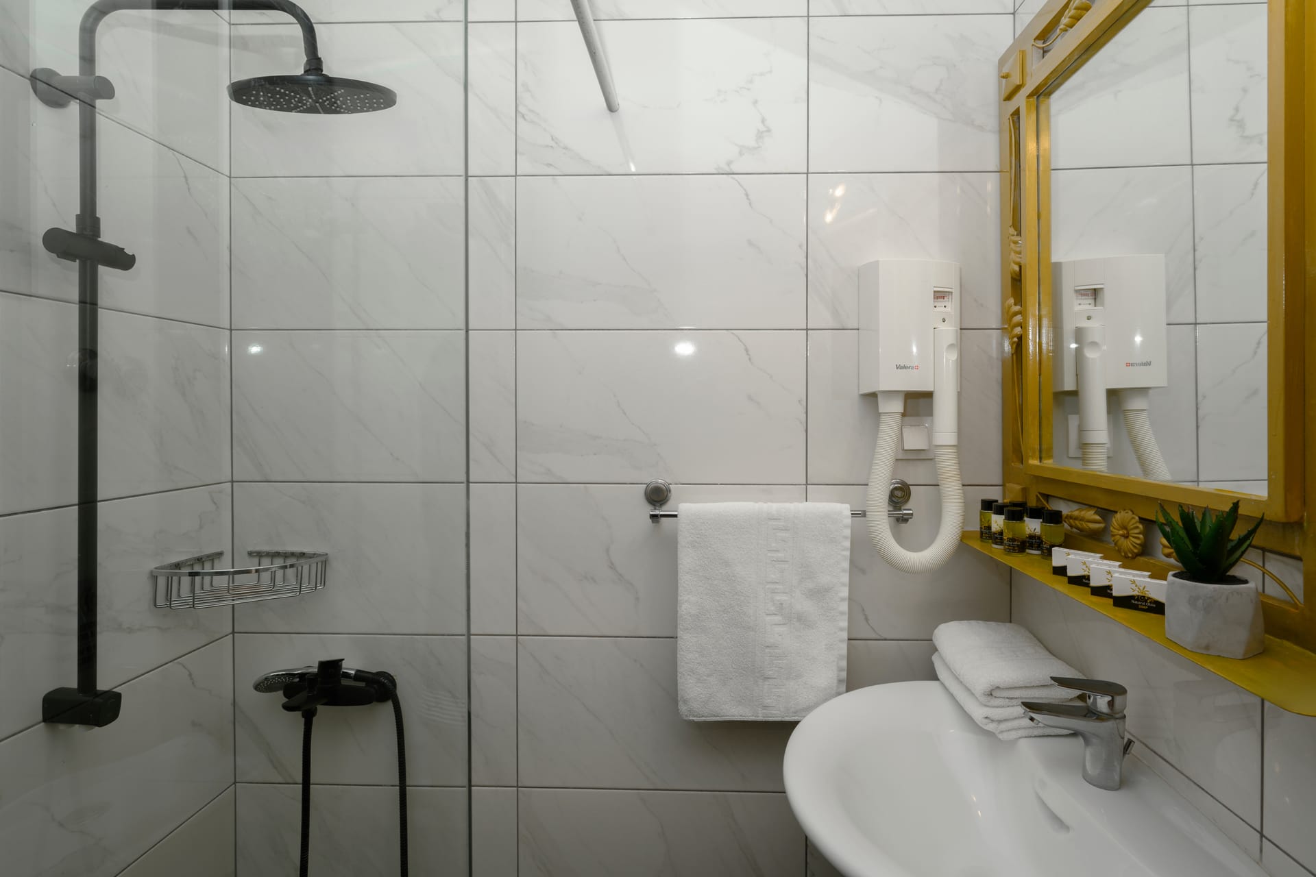 Evlogia Hotel Seafront and Annex by Greek Pride - QBGV - 5