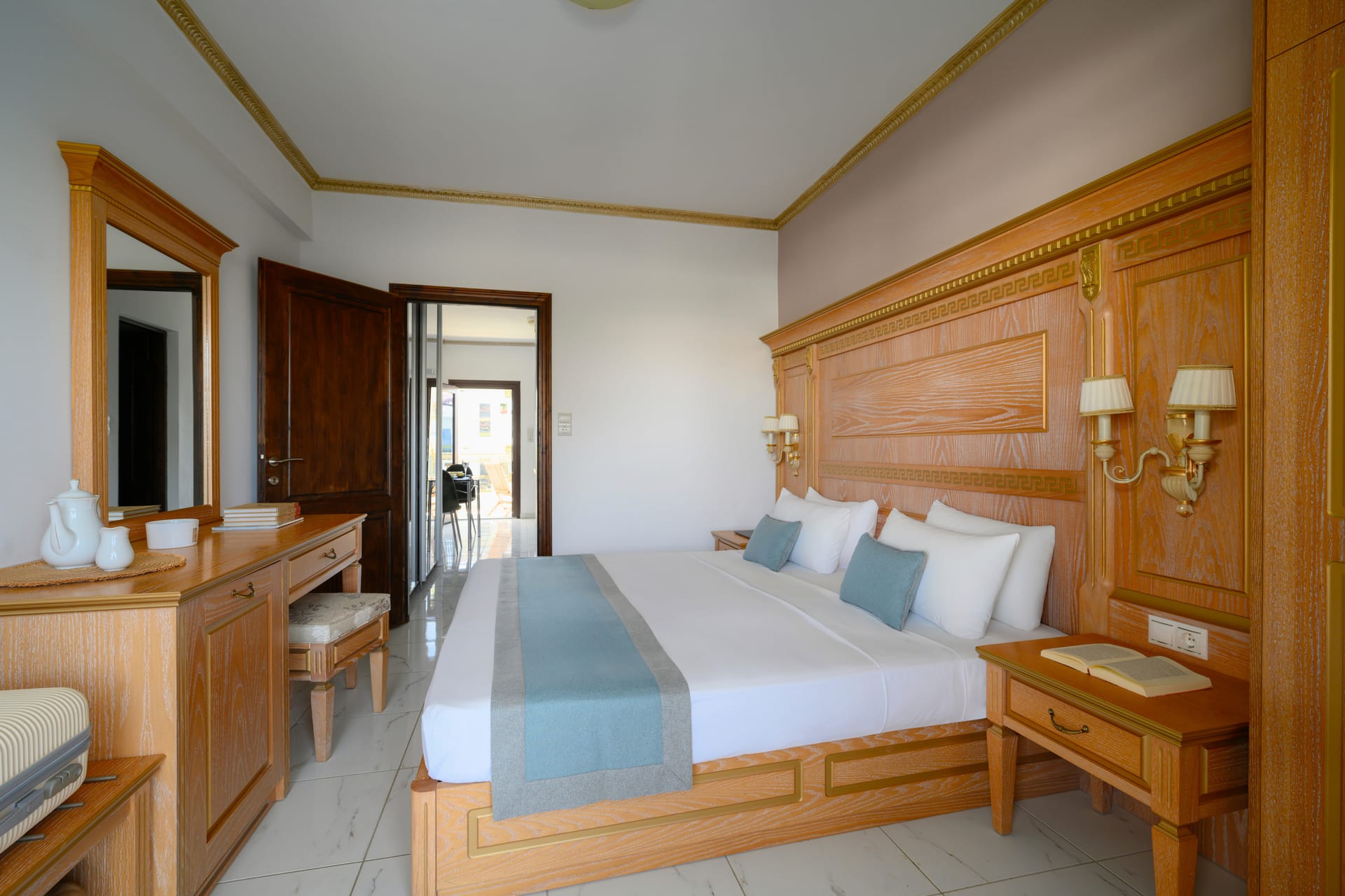 ANNEX Suite | Garden View