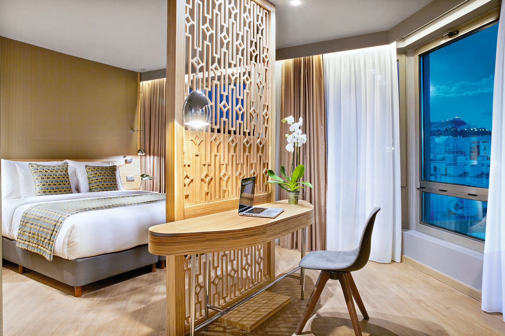 Accessible Junior Suite City View
