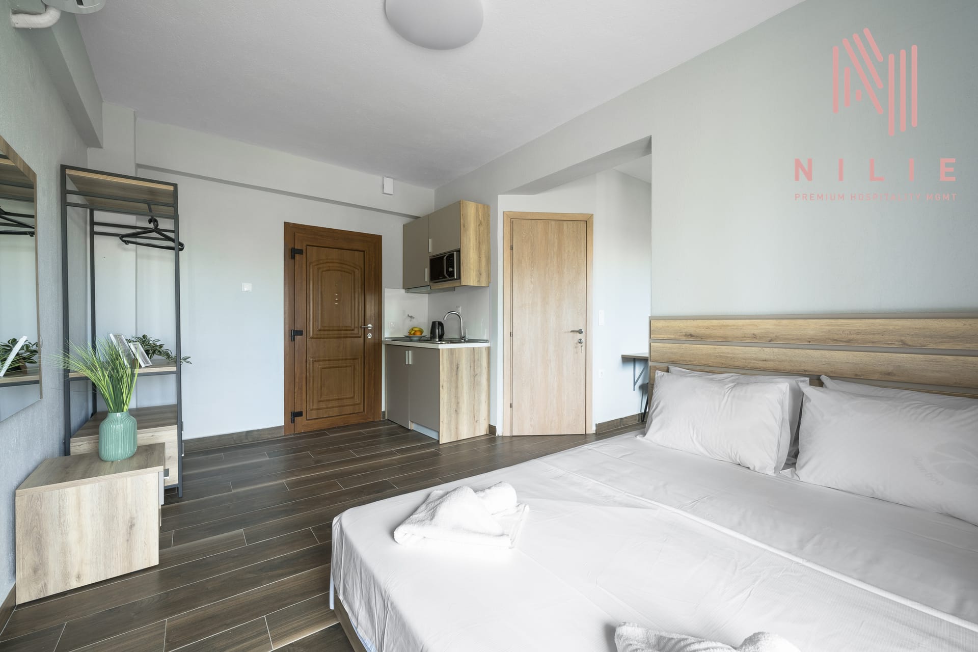 NILIE PREMIUM HOSPITALITY MGMT - ULSUM5 - 11