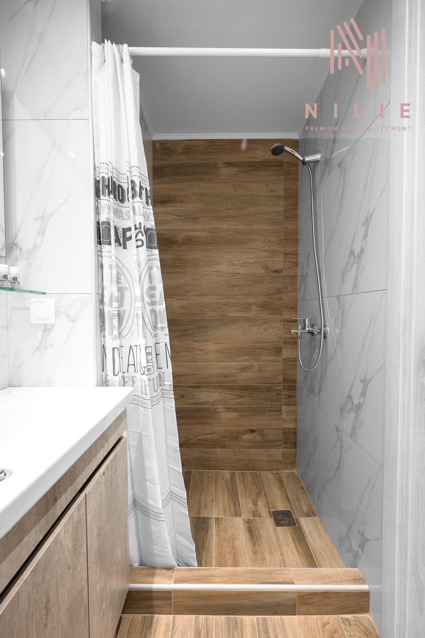 NILIE PREMIUM HOSPITALITY MGMT - AVE - 10
