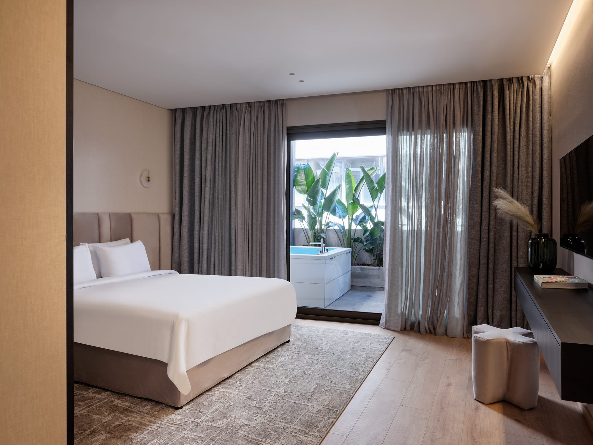 Junior Suite with Hot Tub