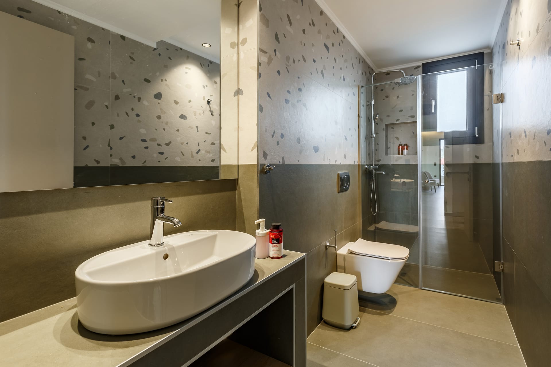 Dimi Residence - 2BED1B - 10