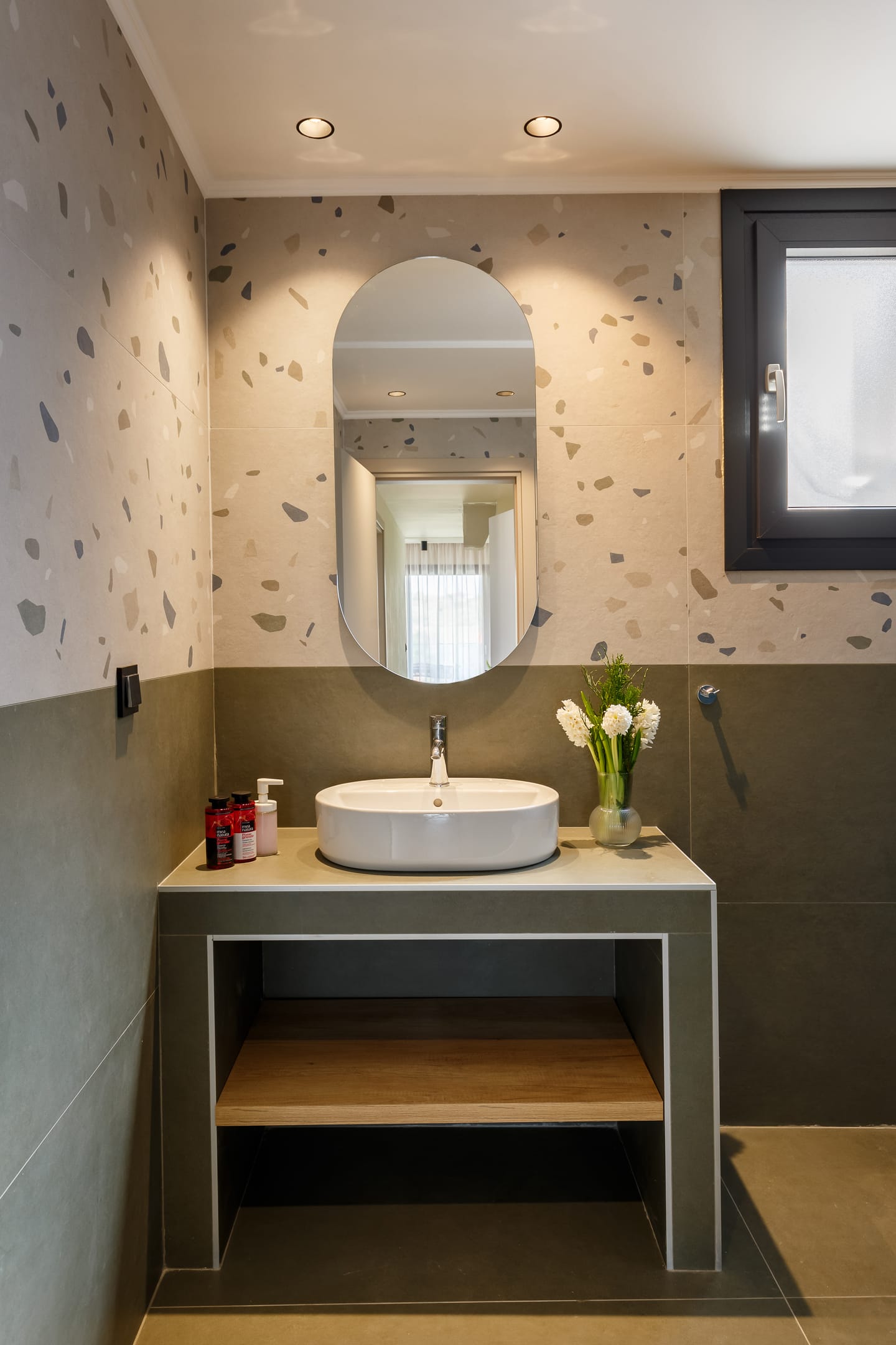 Dimi Residence - 2BED2B - 11
