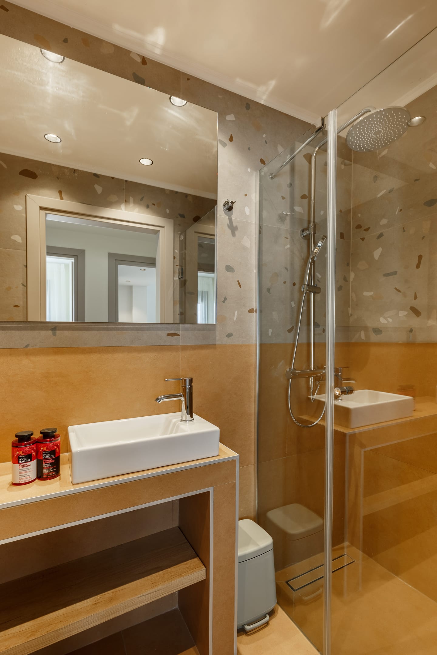 Dimi Residence - 2BED2B - 16
