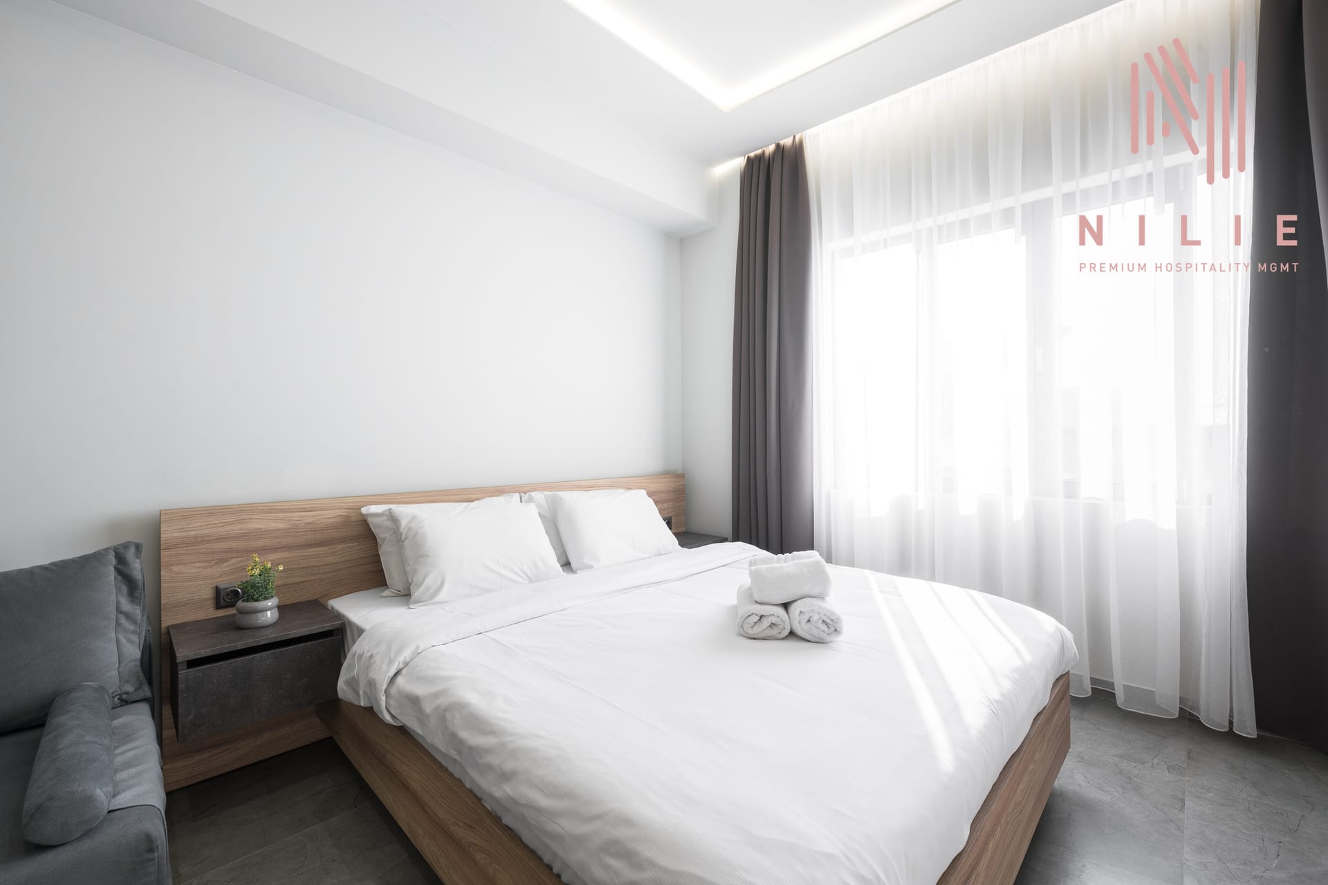 NILIE PREMIUM HOSPITALITY MGMT - PANT10 - 13