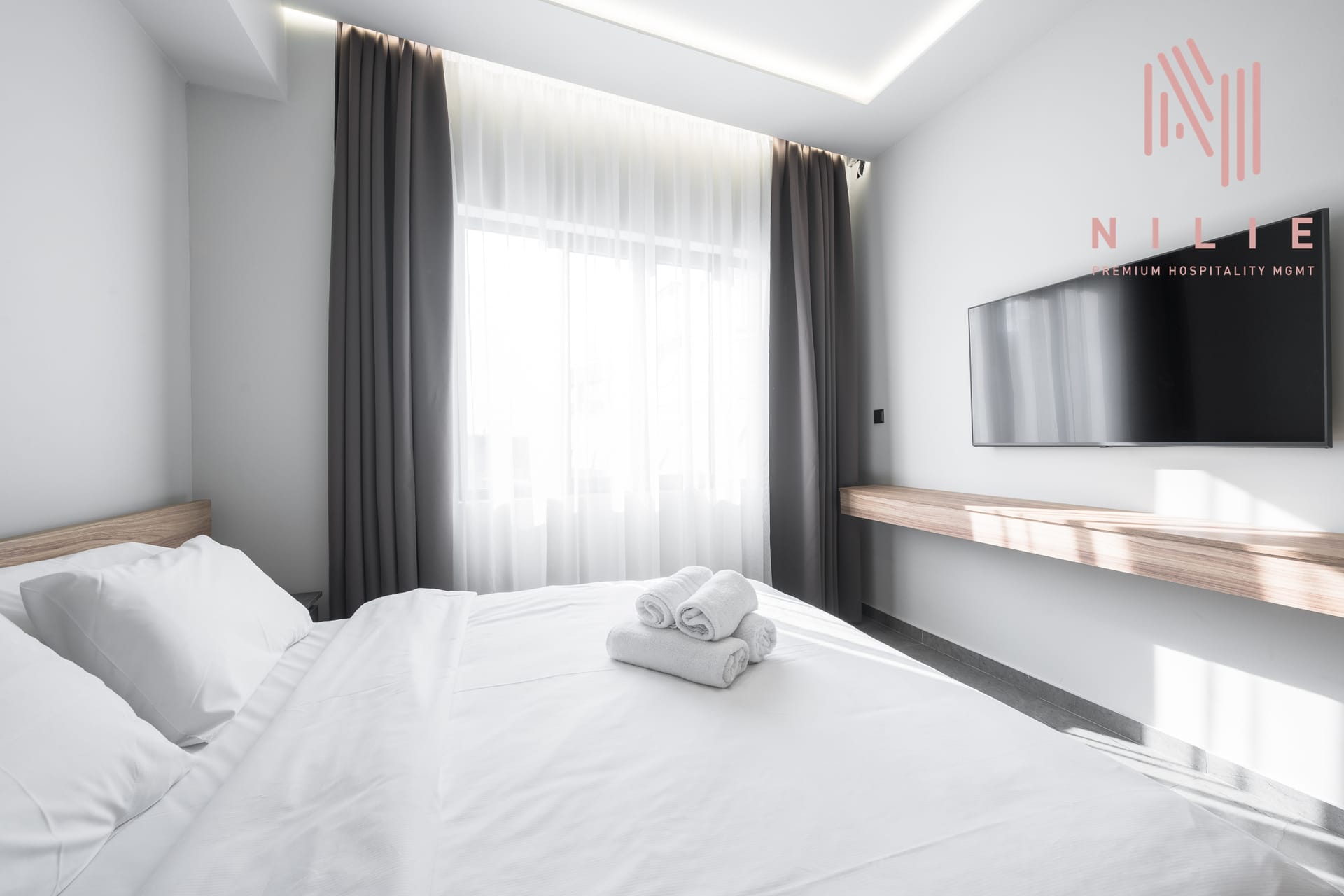 NILIE PREMIUM HOSPITALITY MGMT - PANT10 - 12