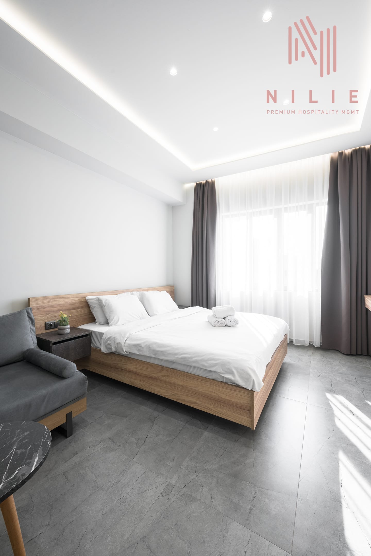 NILIE PREMIUM HOSPITALITY MGMT - PANT10 - 18