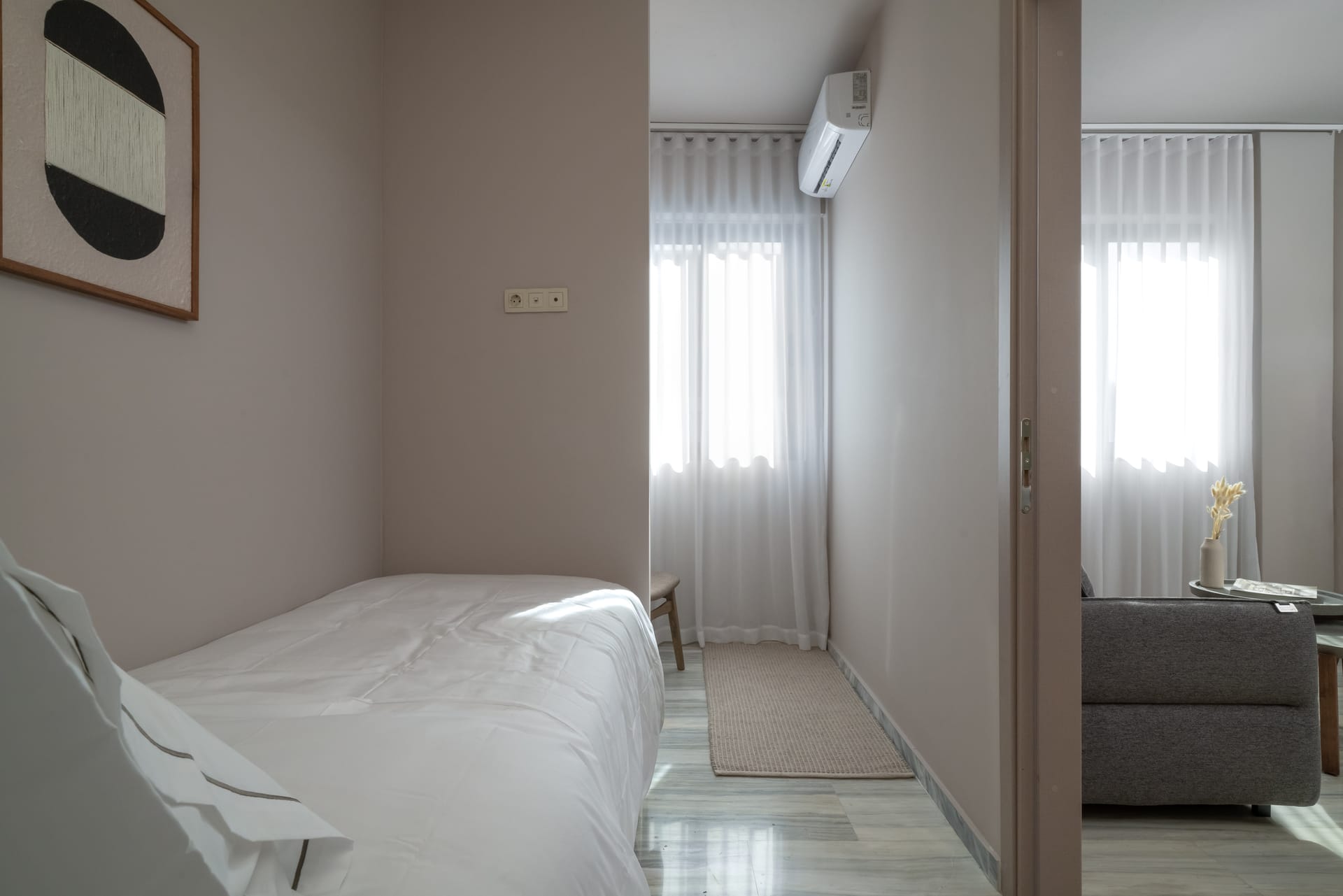 Num Lofts & Suites Athens - DLF - 9