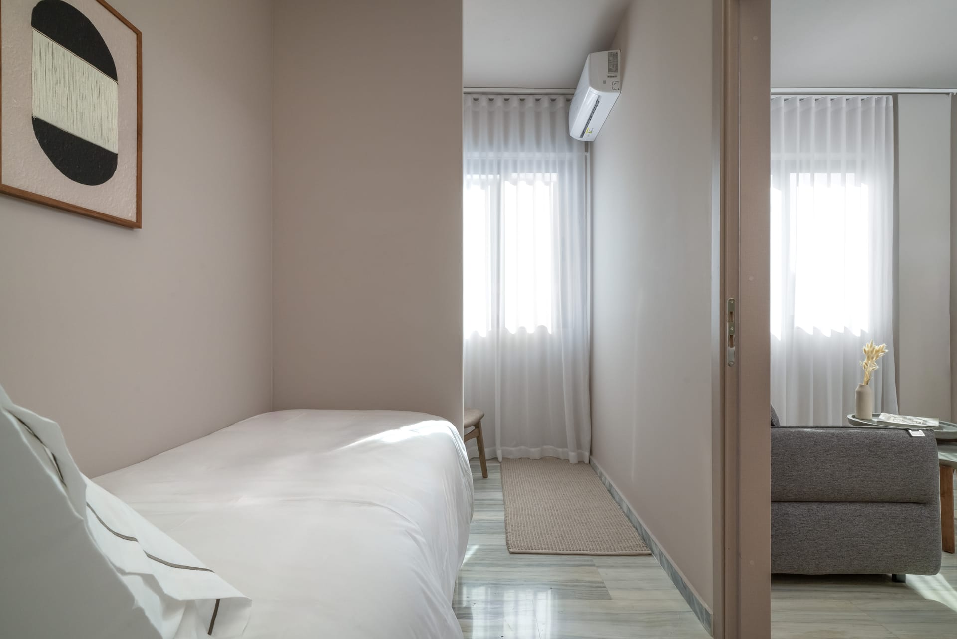Num Lofts & Suites Athens - DLF - 10