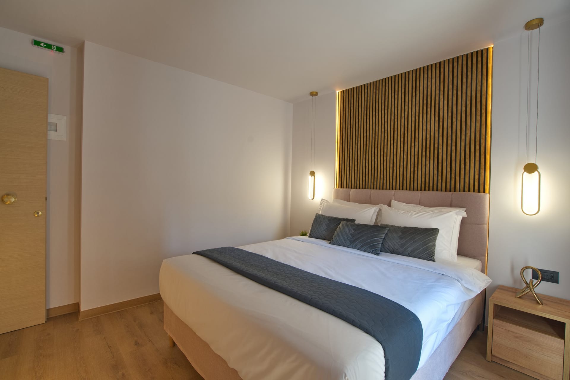 CITYLUXE Suites & Rooms - DRBAL - 5