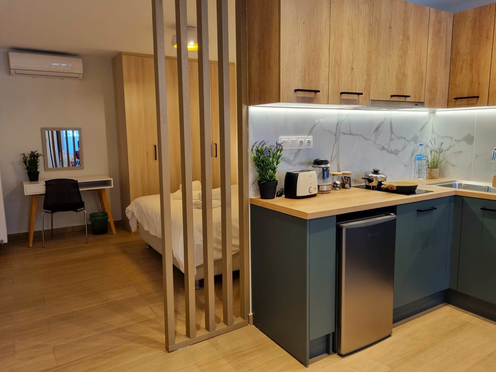 10 Apartments & Suites Athens - JSUITE - 9