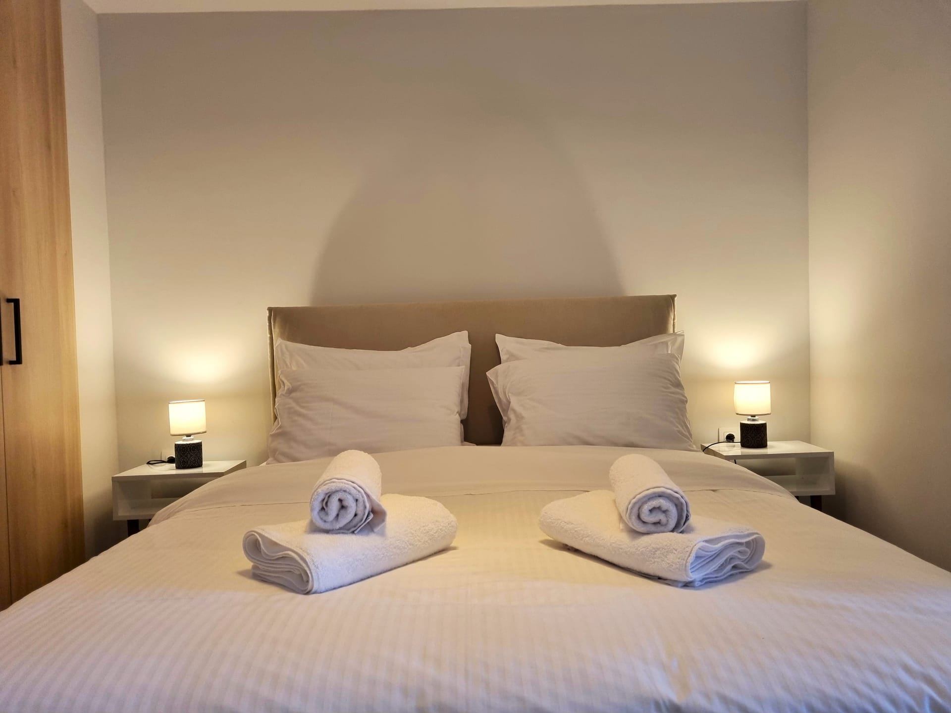 10 Apartments & Suites Athens - JSUITE - 7