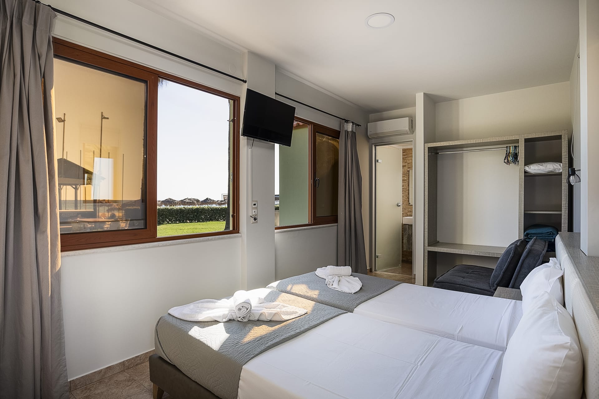 Superior Room with Sea View