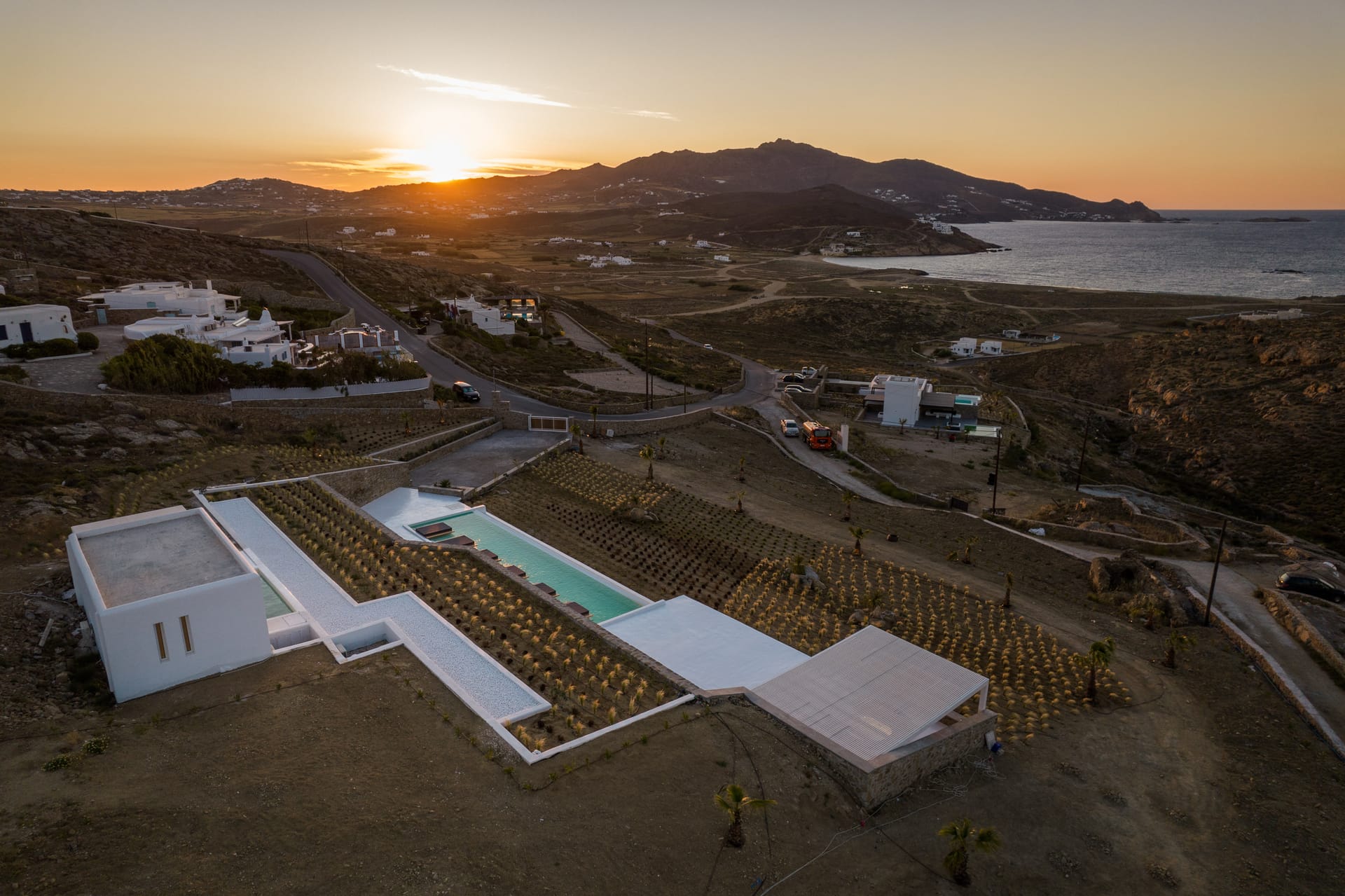 Luxury Heavens Mykonos - NOIR - 3