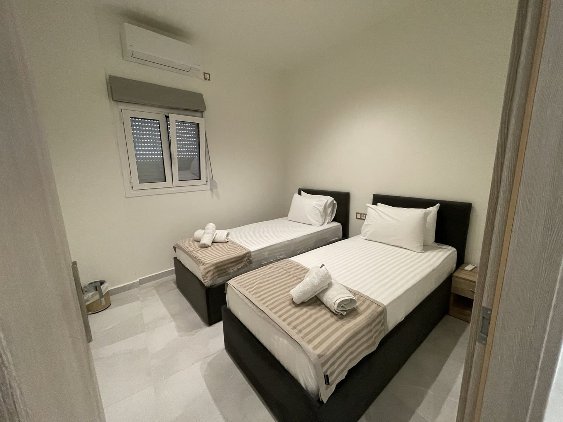 Feel Breeze Athens - TBSG - 13